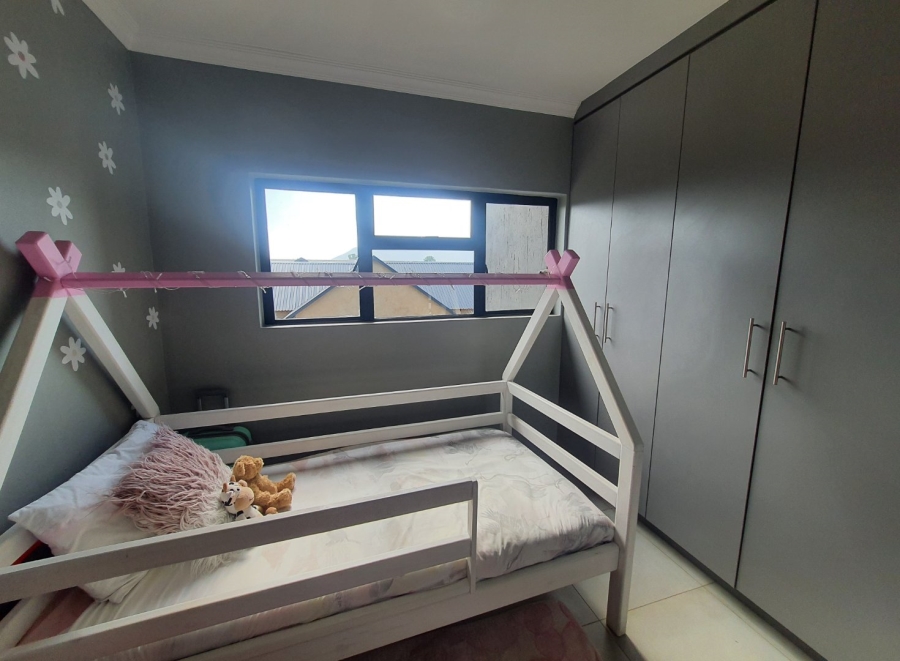 To Let 3 Bedroom Property for Rent in La Camargue Private Country Estate North West